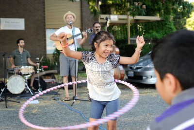 Neighbors get down at the Holly Street Night Out event last year. (Photo by Colleen McDevitt)
